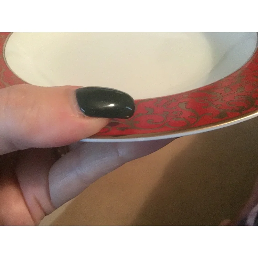 Mikasa Parchment Red‎ Fine China Rimmed Soup Bowls L3471 Set of 3 Gold Scroll
